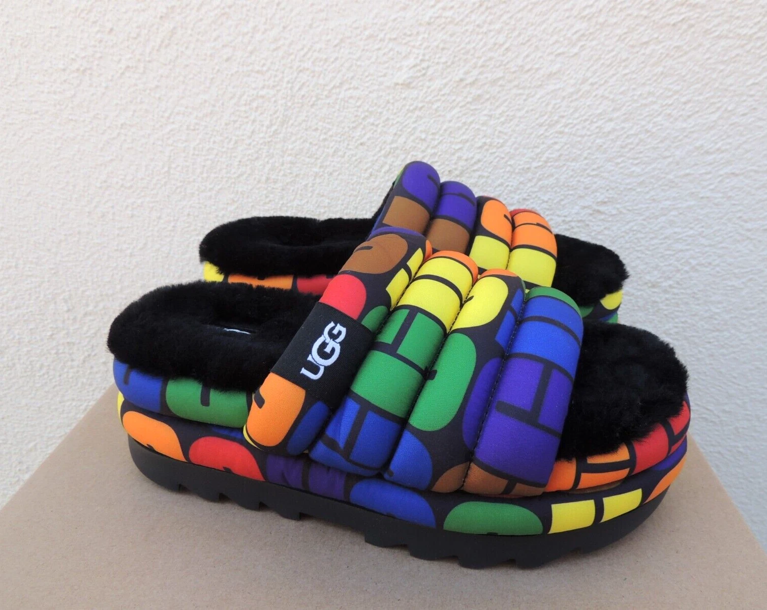 SANDALI UGG ALL GENDER PRIDE LOGO MAXI SLIDE PLATFORM DONNA US 6 EUR 37 ~NUOVI