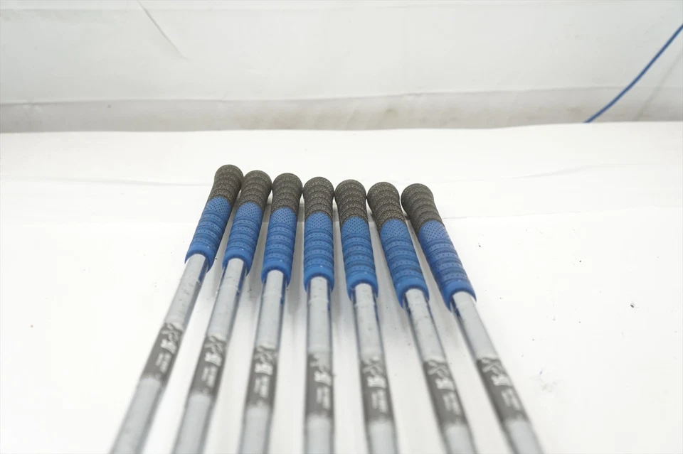 Cobra King F8 Iron Set 5-Pw, Gw Stiff Flex Xp 90 Steel 1095300 Good - Imagem 4 de 4