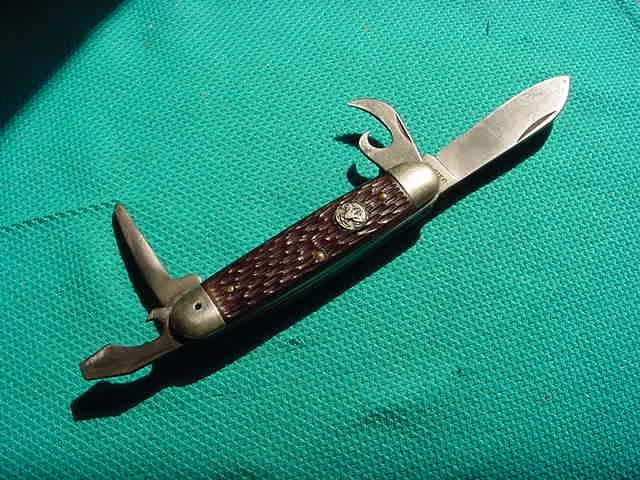 An unused vintage Ulster USA Boy Scout multi-tool knife — a piece of American scouting history with real collectible credibility and pocket-ready utility.