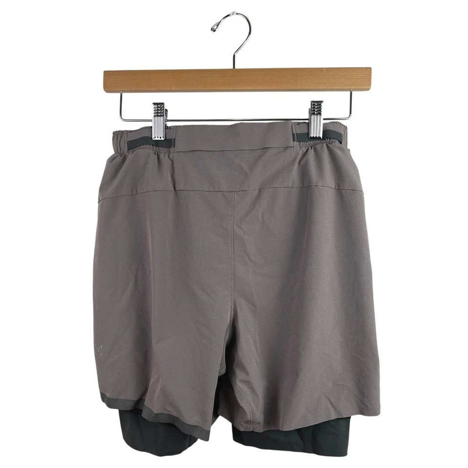 Pantalones Cortos Deportivos para Correr Lululemon Surge Para Hombre Gris Forrado Bolsillo con Cremallera S Foto 2 de 4