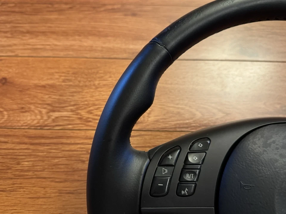 Volante completo negro OEM 2001-2006 BMW E39 540i M5 E46 M3 330i M-Sport Foto 2 de 4