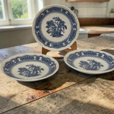 Set of 3 Antique Ironstone bread plates, Maso...