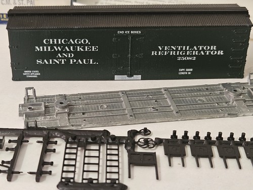 Antiguo Temporizador Refrigerador Coche Chicago Milwaukee & St Paul 25082 HO Kit Roundhouse | Zustand: New