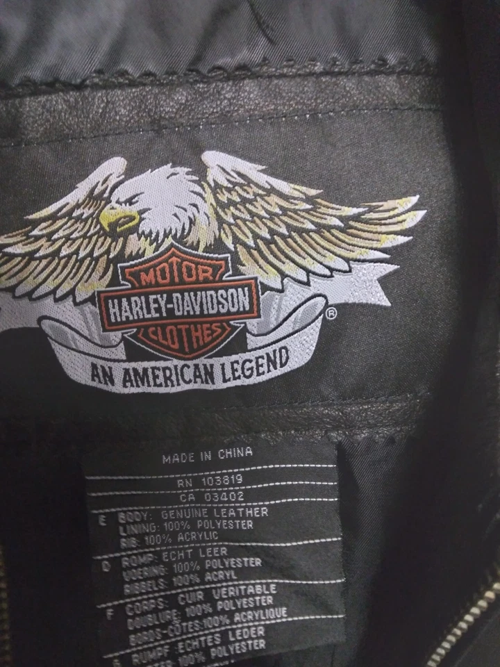 Chaqueta de cuero para mujer negra talla pequeños bolsillos Foto 3 de 3