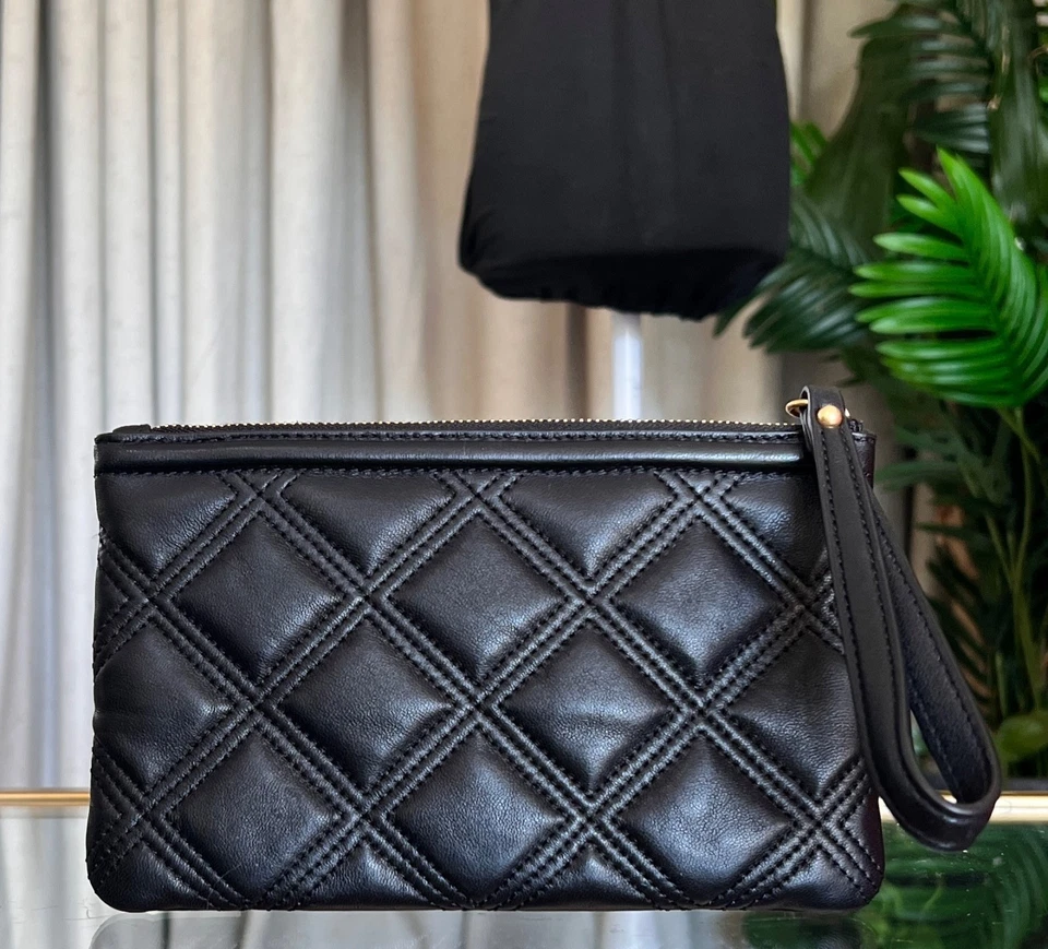AUTHENTIC TORY BURCH BLACK QUILTED LEATHER FLEMING WRISTLET - Image 4 of 4