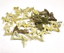 Vintage Plastik Armee Männer Set – 1:32 Maßstab WWII Soldaten – 2,25" Figuren