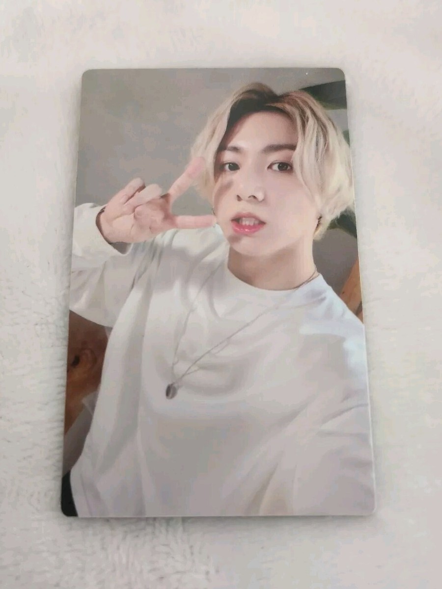 BTS トレカ BE M2U MONOCHROME 公式 ジョングク トレカ BTS BE (Essential Edition) M2U Lucky Draw JK Jungkook Photo