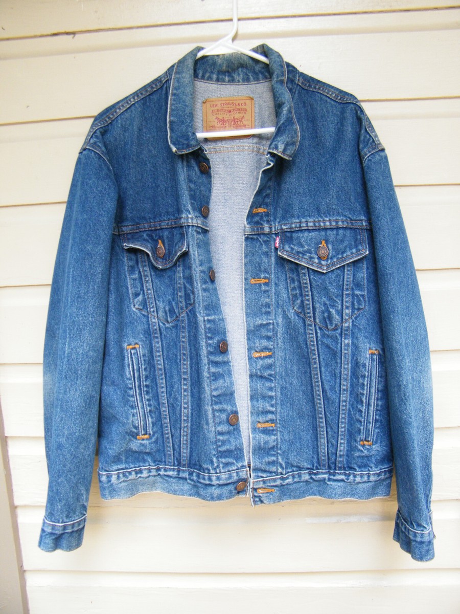 Vintage LEVI's Denim Jean Trucker Jacket Size 36 Red Tag Vintage LEVI's Denim Jean Trucker Jacket Size 36 Red Tag