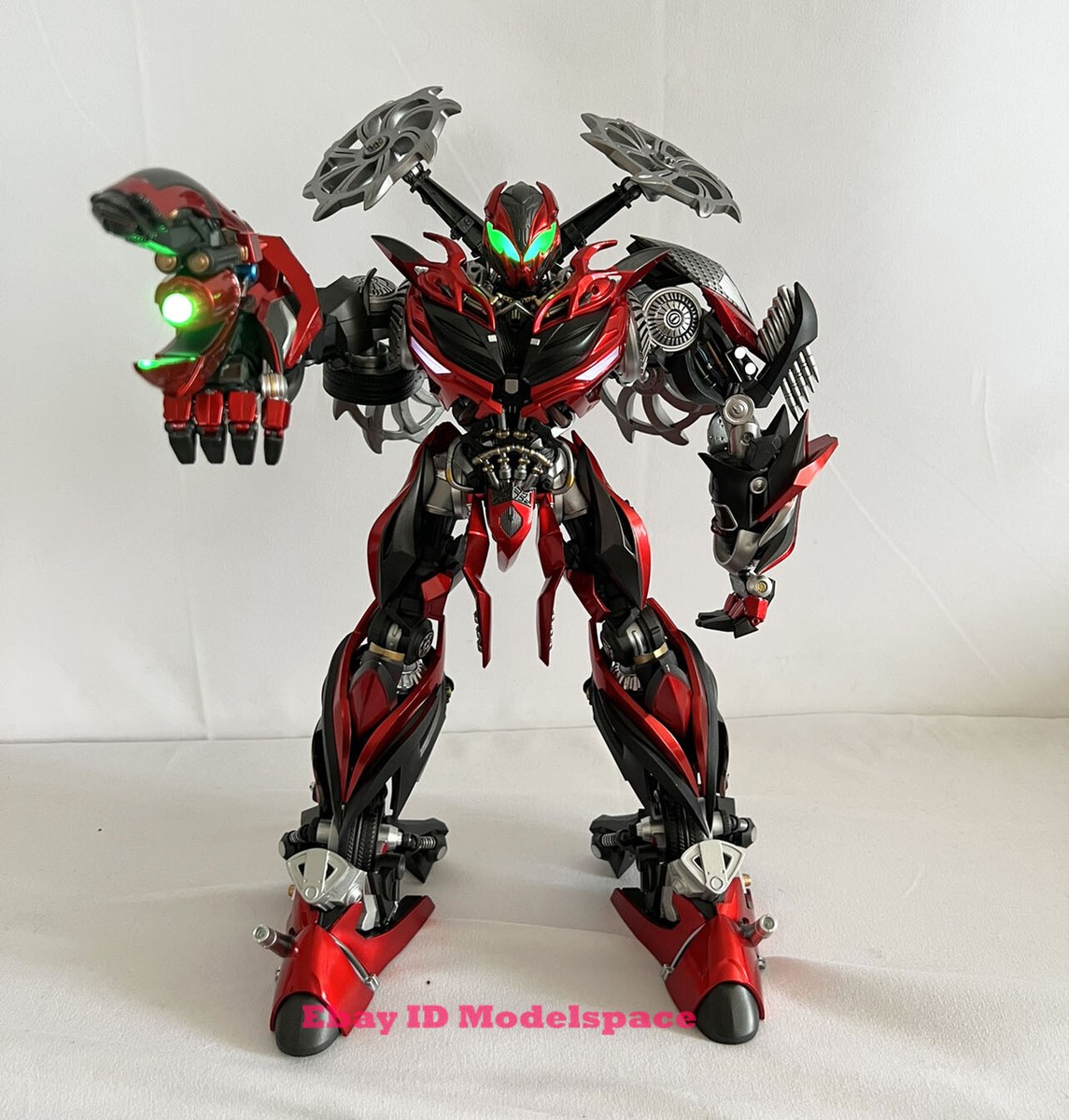 Comicave 1/18 Stinger Transformation Toys LED Action Figure