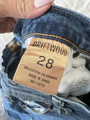 Driftwood | Women’s SZ 28 | Colette Embroidered Cropped | Mid Rise Medium Wash - Picture 3 of 11