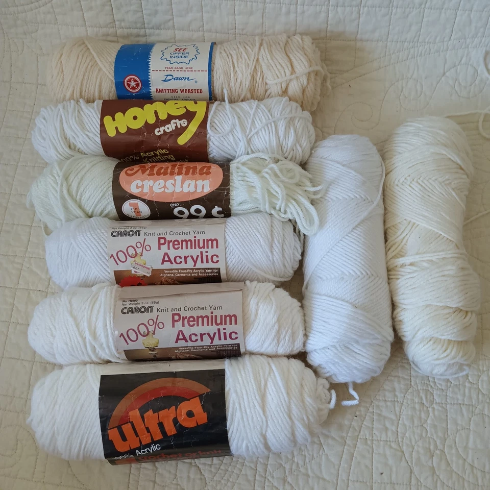 Mixed Lot of 8 Assorted White Vtg Acrylic Worsted Weight #4 Yarn 3oz-4oz Skeins - Image 3 of 4