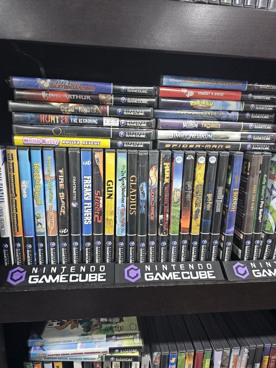 Nintendo Gamecube Game Holder - Tray Holds Up To 10 Game Cases 3d