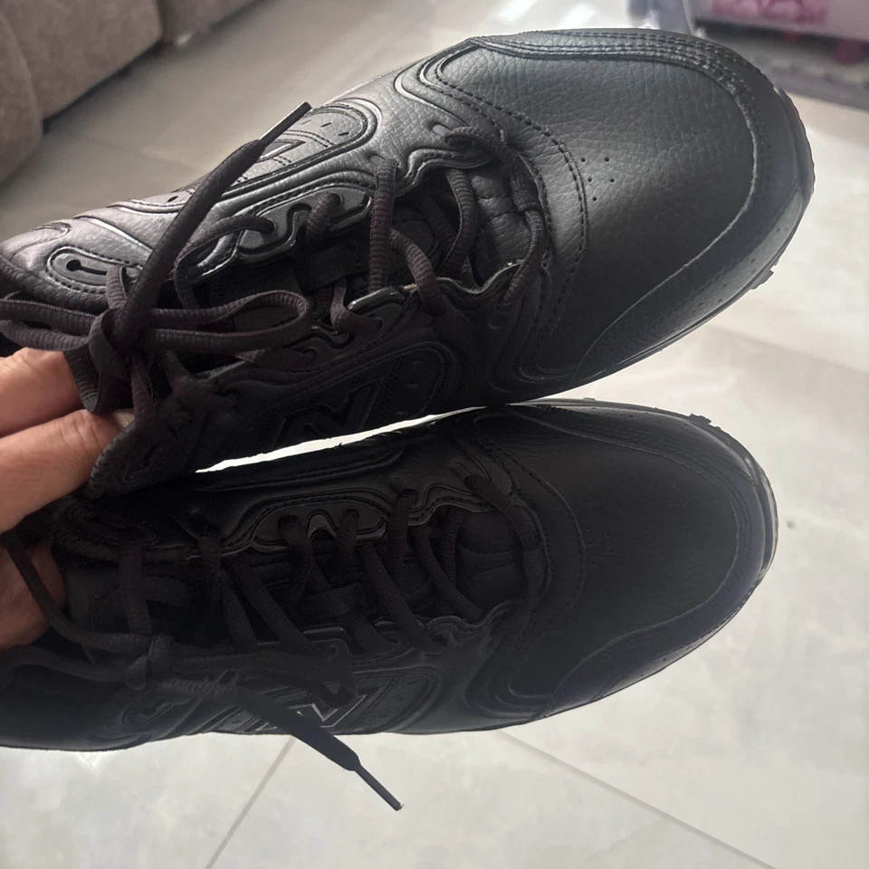 Talla 13 - New Balance 623 Negro Foto 2 de 4