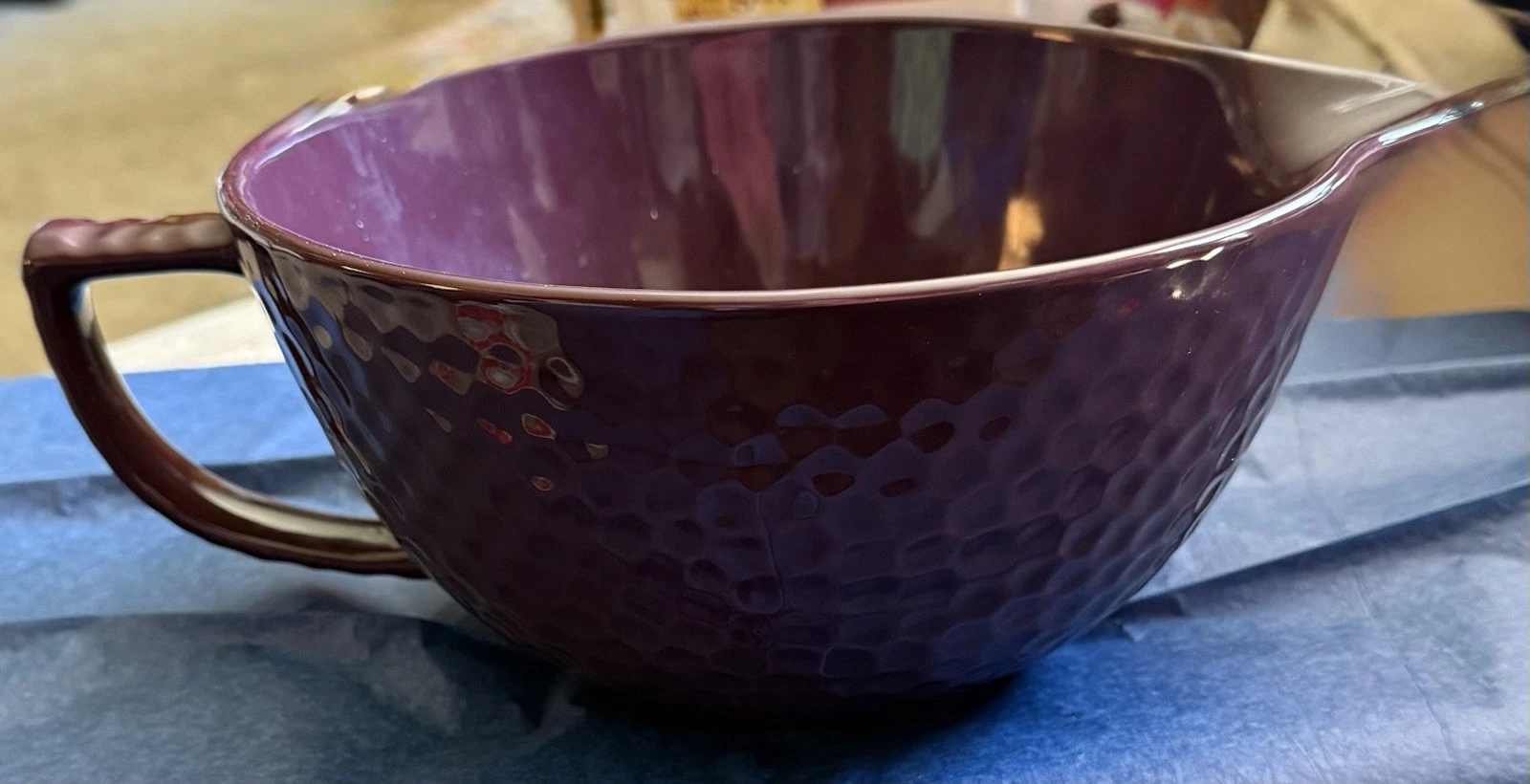 Tastefully Simple Large Purple Batter Mixing Bowl Handle Pour Spout Retired EUC
