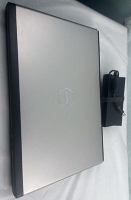 Dell Vostro 3500 _ Core i3-M370 @ 2.4 _ 4GB RAM _windows 7 , 350gb HD