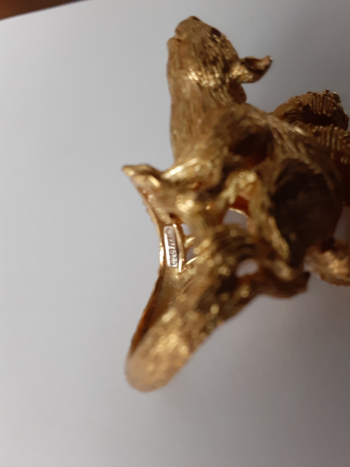 Squirrel Ring Kurt Wayne 18k YG w Ruby Eyes Desig… - image 10