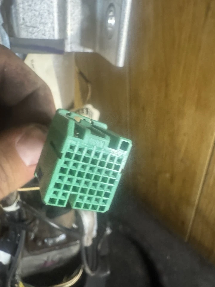 2008 GMC Sierra 2500HD 3500 Steering Column Assembly 26136672 25811199 OEM W Key - Image 4 of 4