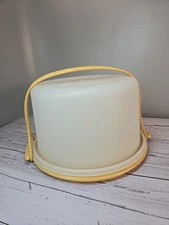 VTG Tupperware Cake Carrier Round 684 With Handle and Lid 683 Harvest Gold 