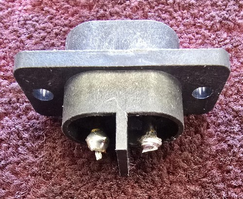 Technics SJSB4 Power AC Socket for SL-QD33 Turntable - Picture 2 of 2