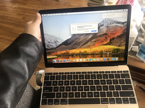 Apple MacBook 12 in 2017 Gold/Intel Core i5 1.3 GHz, 512 GB 8 GB