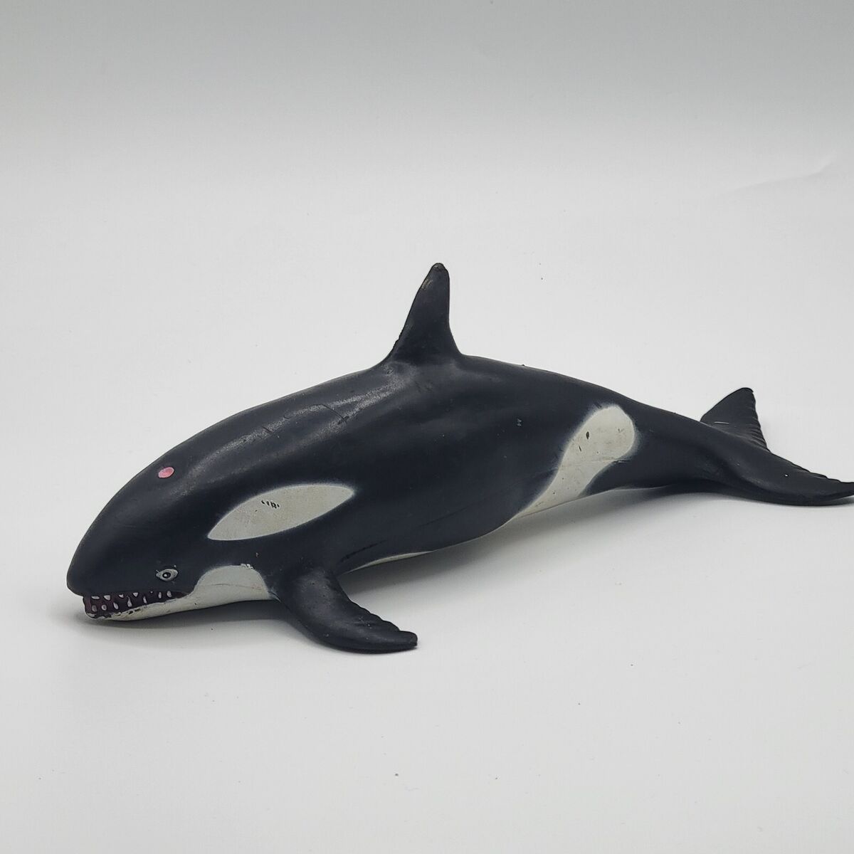 VTG AAA Killer Whale ORCA Hard Rubber Figure 9” Toy Prop VTG AAA Killer Whale ORCA Hard Rubber Figure 9” Toy Prop