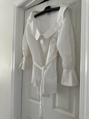 OSOS Top White Belted Wide Collar Fancy Wrist Cuff 8