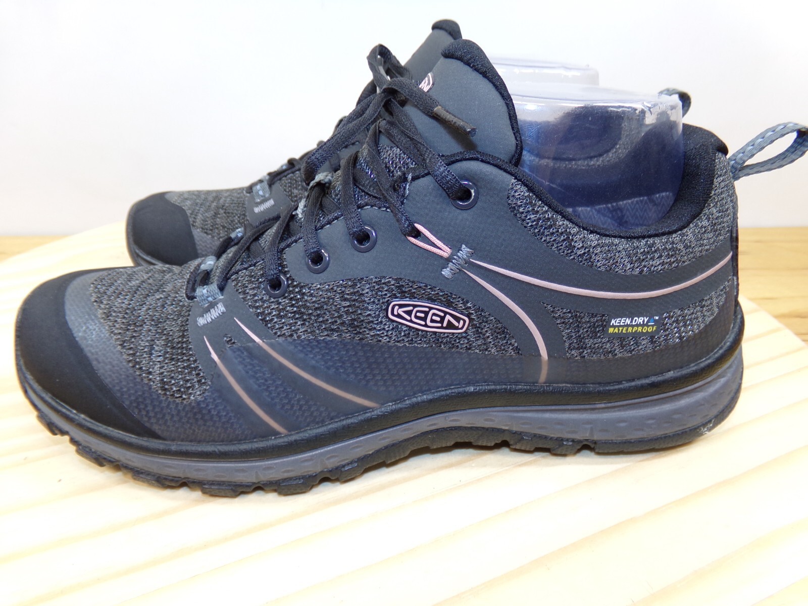 Scarpe da trekking Keen Terradora sneakers donna nere taglia 7 5 stringate impermeabili