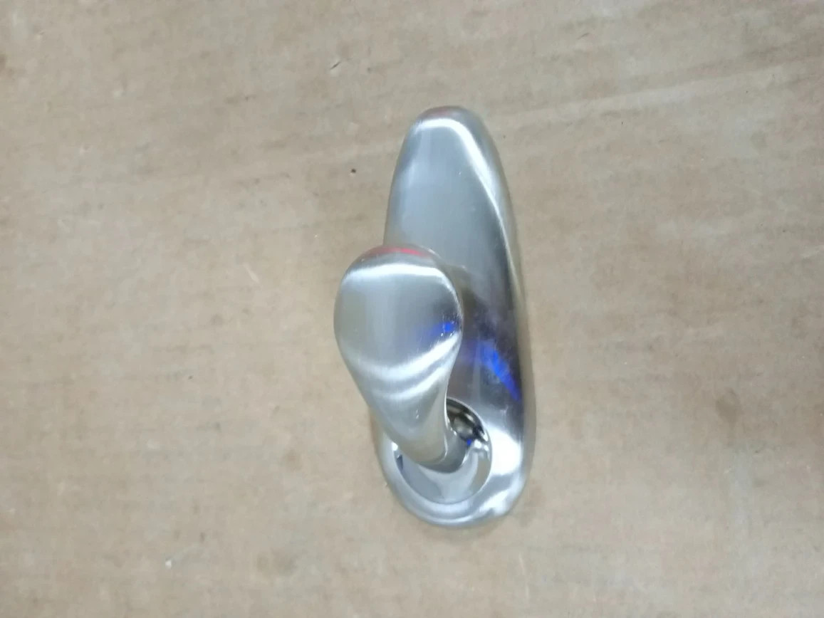 Command Outdoor Large Brushed Nickel Metal Hook Damage Free Hanging Holds 2.2kg