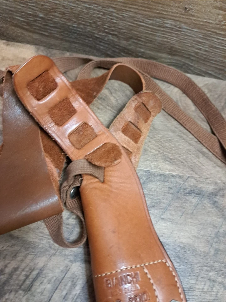 Vtg. Right Hand Bianchi X15 Shoulder Holster Fits Cz 83, Walther Ppk - Image 3 of 4