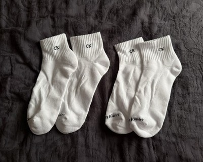 Calvin Klein Women's Basic Cushion Quarter 2 Pack Socks Size 8-10 (One Size)