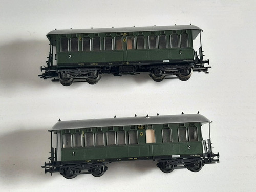 2x Liliput H0 81303 Langenschwalbacher Personenwagen 2./3. Kl. DB | Zustand: Gebraucht