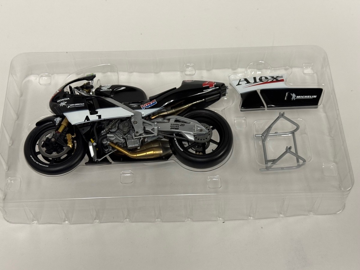 1/12 Minichamps Honda NSR 500 from 2001 Moto GP Alex Barros