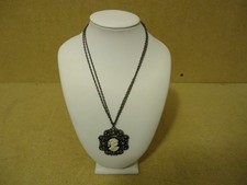 Designer Fashion Necklace 16in Drop/Dangle Chain Metal Female Adult Black/White