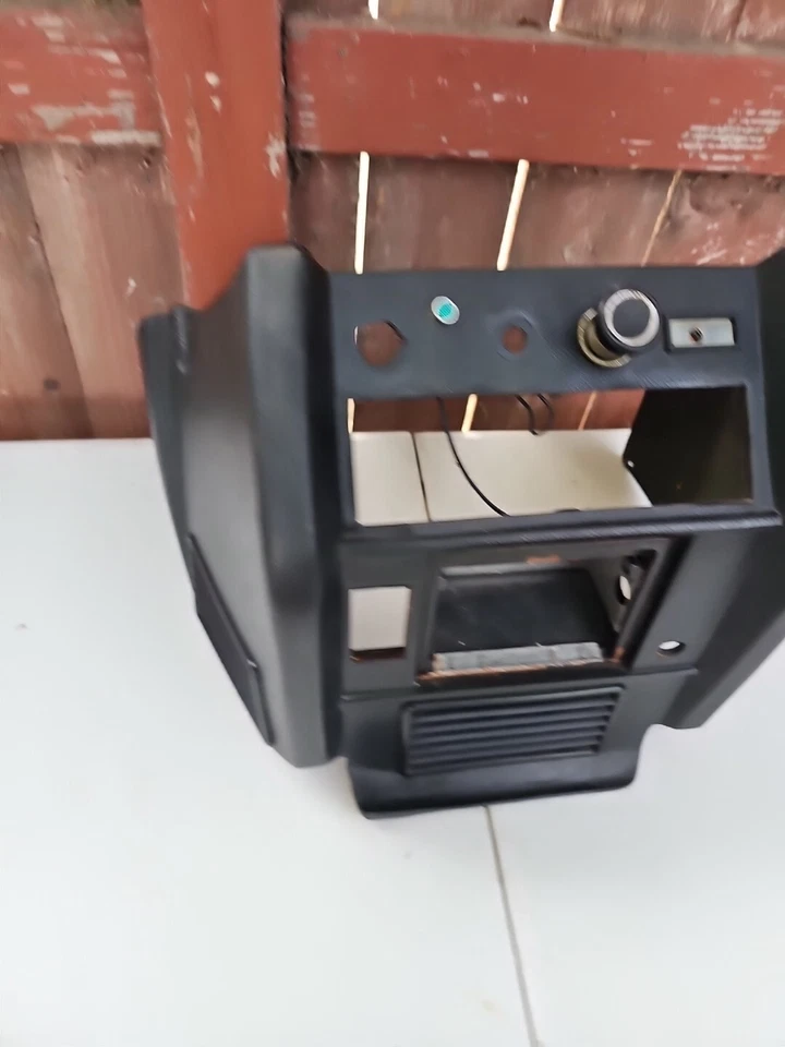 1975 Mercedes Benz 240D console de painel central preto w114 w115 bom - Imagem 4 de 4