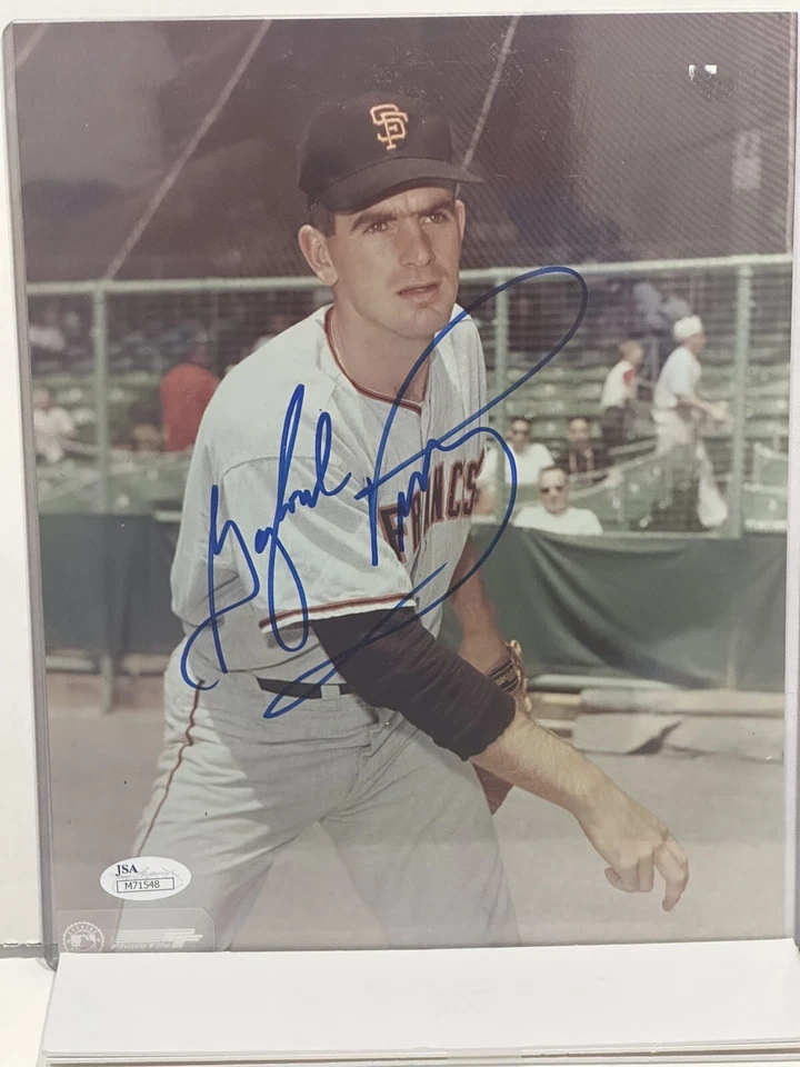 JSA Gaylord Perry Signed 8 x 10 Photo w/cert HOF SF Giants 300 Wins 2x Cy Young - Image 2 of 4