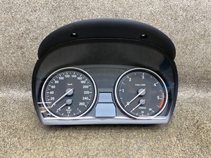 Kombiinstrument 9242371 Tacho 128Tkm BMW X1 E84 20D X-Drive 11.1903.023