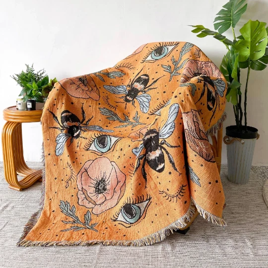 Bumble Bee Woven Throw Blanket Picnic Blanket Sofa Covers 130 x 160 CM - Image 3 of 4
