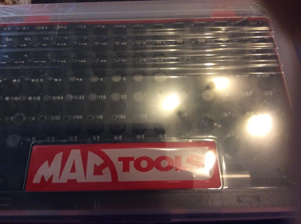 Mac Tools. 100 Bits Set. 1/4 Drive  Sealed and new  TORX Hex Screwdriver bits   - Image 4 of 4