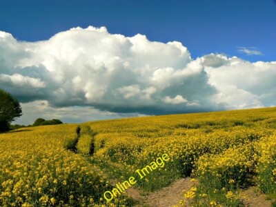 Foto 6x4 Regenwolken über Bishopstone, Swindon Bishopstone\/SU2483 The v c2014
