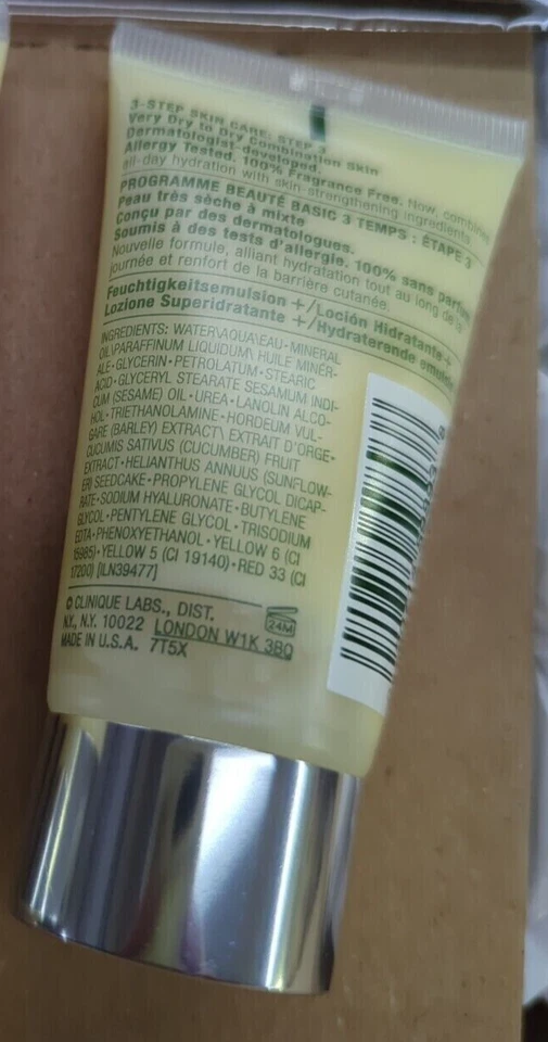 Clinique Dramatically Different Moisturizing Lotion+plus In Tube full size 1.7oz - Image 3 of 3