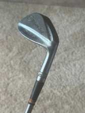 WILSON STAFF DYNAPOWER ORIGINAL 8 IRON R FLEX STEEL SHAFT AND A LEATHER GRIP