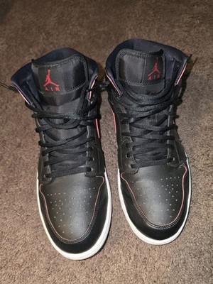 Nike Air Jordan 1 Retro Mid Black Team Red - Size: Men's US 10.5