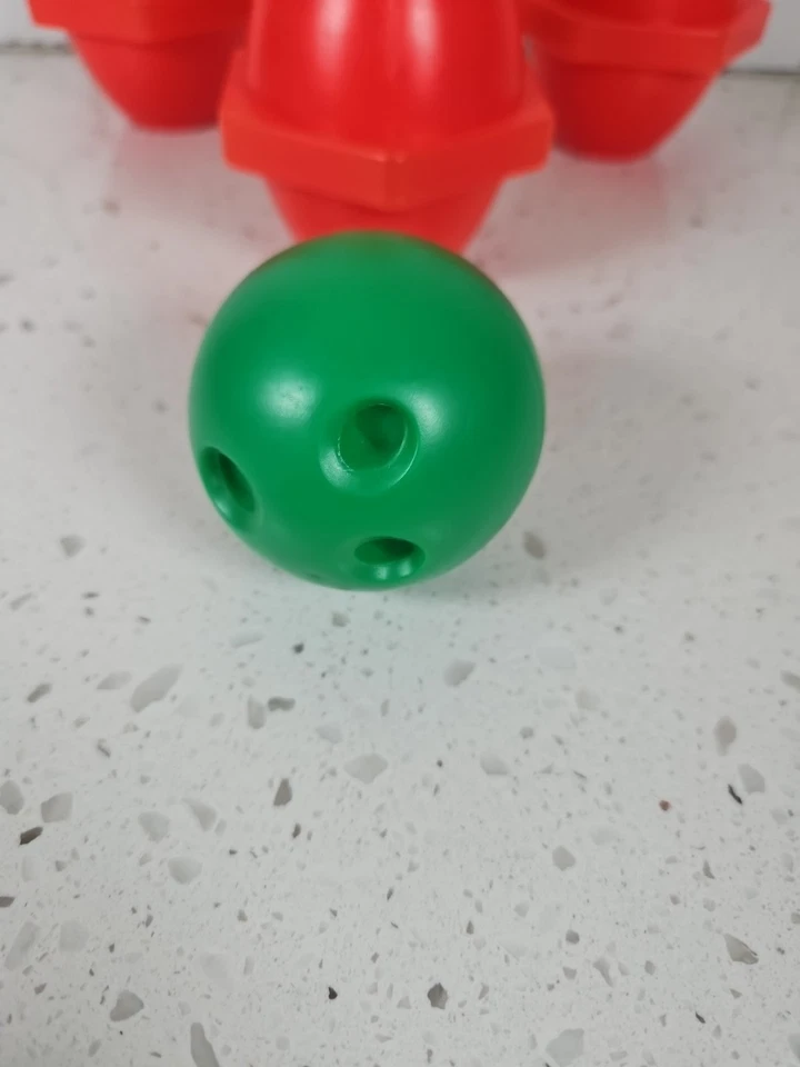 2005 WowWee Robosapien V2 Bowling Toys - Image 3 of 4