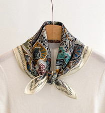 70 Cashmere 30 Silk 65X65cm Scarf Shawl Double Face Brown totem Print Wrap