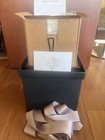 New Venus et Fleur Eternity Roses Cream White 15 Roses Suede Round Box $359 NWT — photo 7