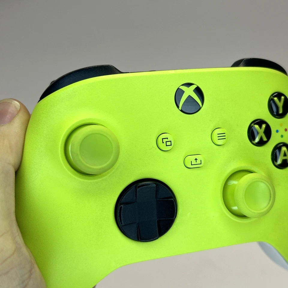 Microsoft Controller Xbox Series X | S Electric Volt Giallo | DRIFT| DESCRIZIONE - Immagine 4 di 4