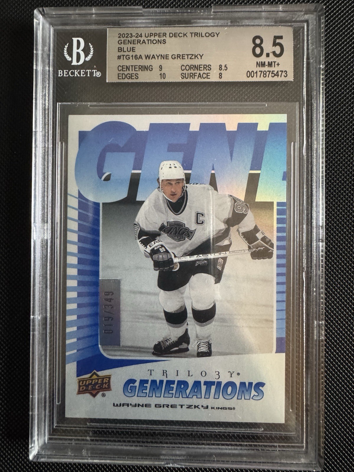 2023-24 Upper Deck Trilogy  Wayne Gretzky #TG-16A Blue HOF BGS 8.5 19/349 Graded
