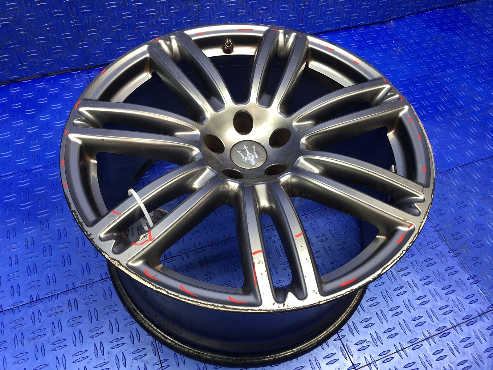 2014 - 2019 MASERATI GHIBLI 20x10.5' REAR WHEEL RIM 670016820 *SCUFFS/SCRATCHES*