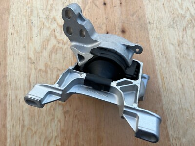 パーツ 3ta A4433 Hydraulic Front Right Engine Mount 1Pc, Fits Mazda CX-5, 3