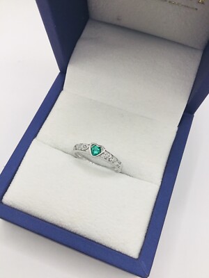 Natural 0.17ct Emerald And 0.02ctw Diamonds 10K White Gold Ring Size 6 - 1.4g